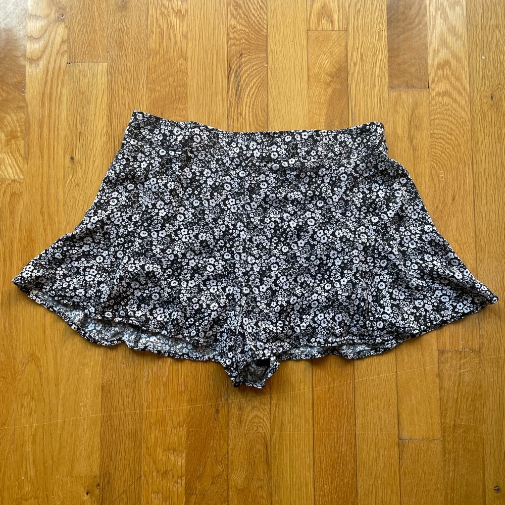 Floral print double lined soft shorts